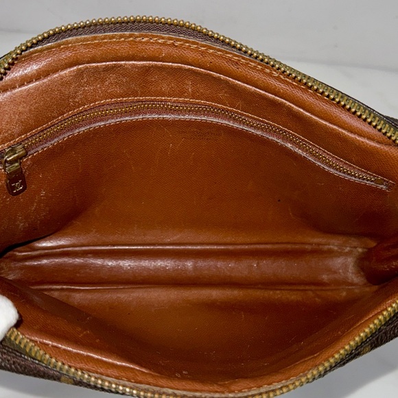 Auth LOUIS VUITTON Vintage Clutch/Wristlet - Picture 9 of 13